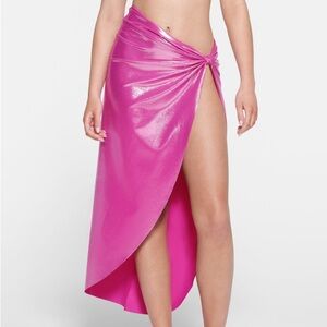 NWT SKIMS LIQUID SHINE SWIM SKIRT COVER UP PINK LOLLIPOP METALLIC Sz M